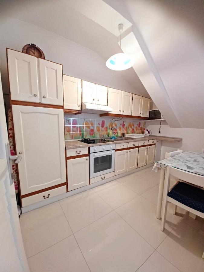 Apartment Eva Макарска Екстериор снимка