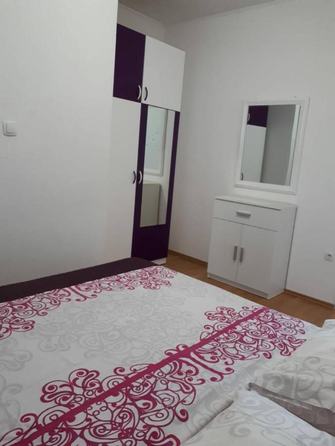 Apartment Eva Макарска Екстериор снимка