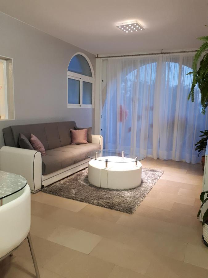 Apartment Eva Макарска Екстериор снимка